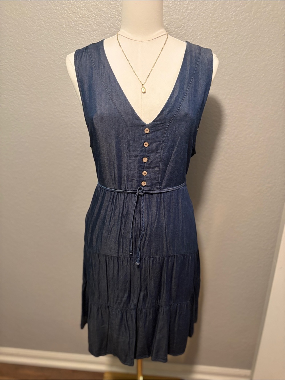 Maurice’s Sleeveless V-Neck Blue denim Tiered Button